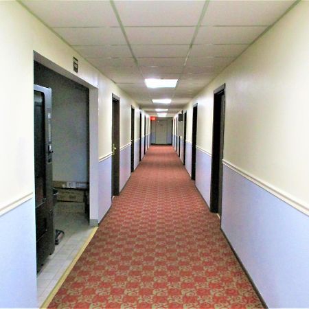 Williamsburg Sunset Inn מראה חיצוני תמונה